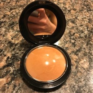MAC Mineralize SkinFinish in “Give Me Sun!”